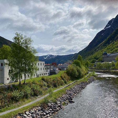 Birkelunden Bed & Breakfast Rjukan Esterno foto
