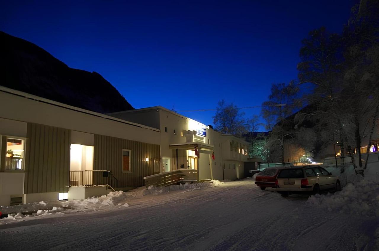 Birkelunden Bed & Breakfast Rjukan Esterno foto